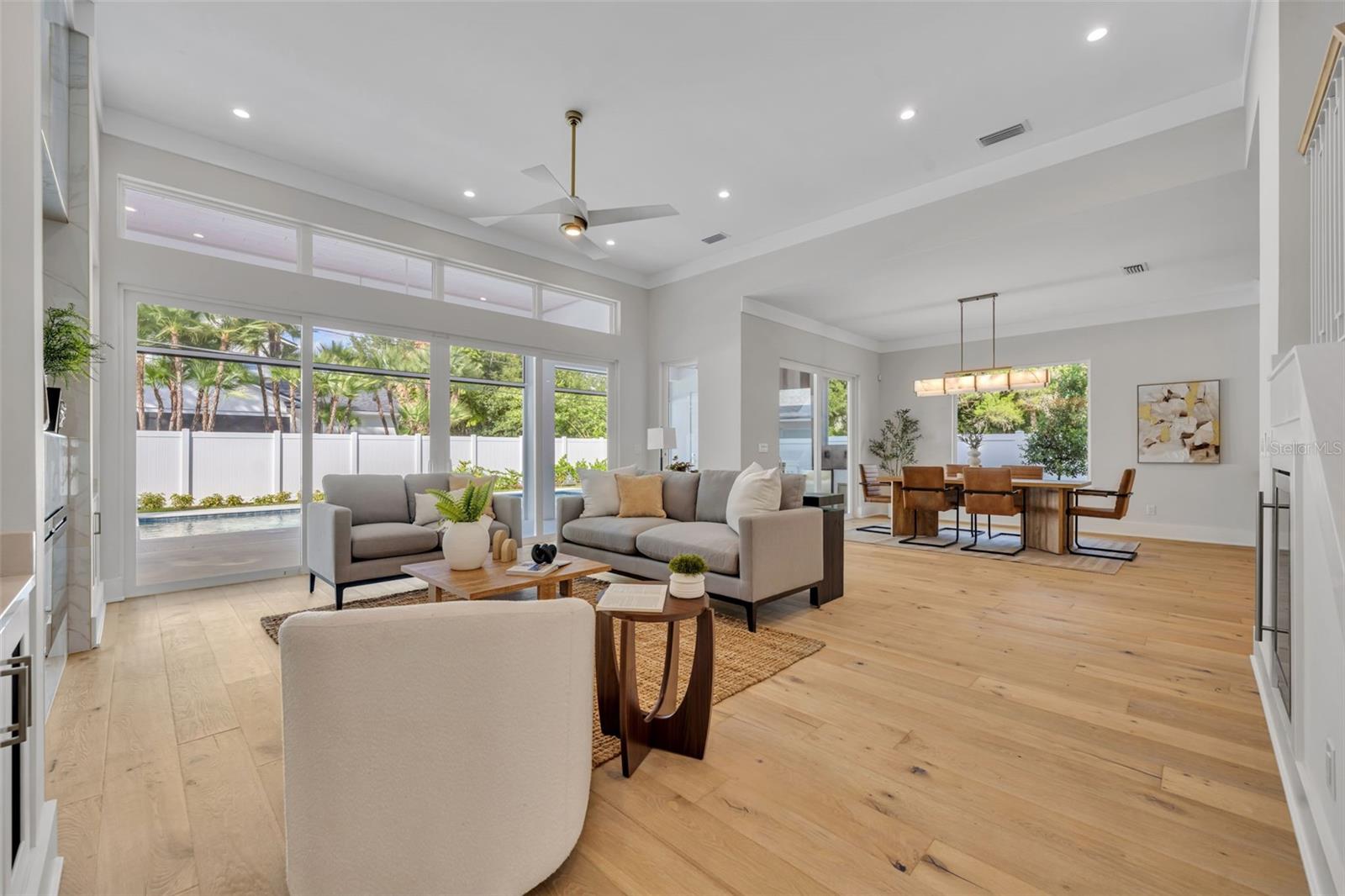 Image 6 of 41 For 1661 Palm Avenue