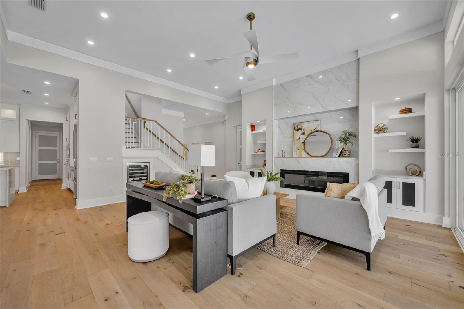 Image 7 of 41 For 1661 Palm Avenue