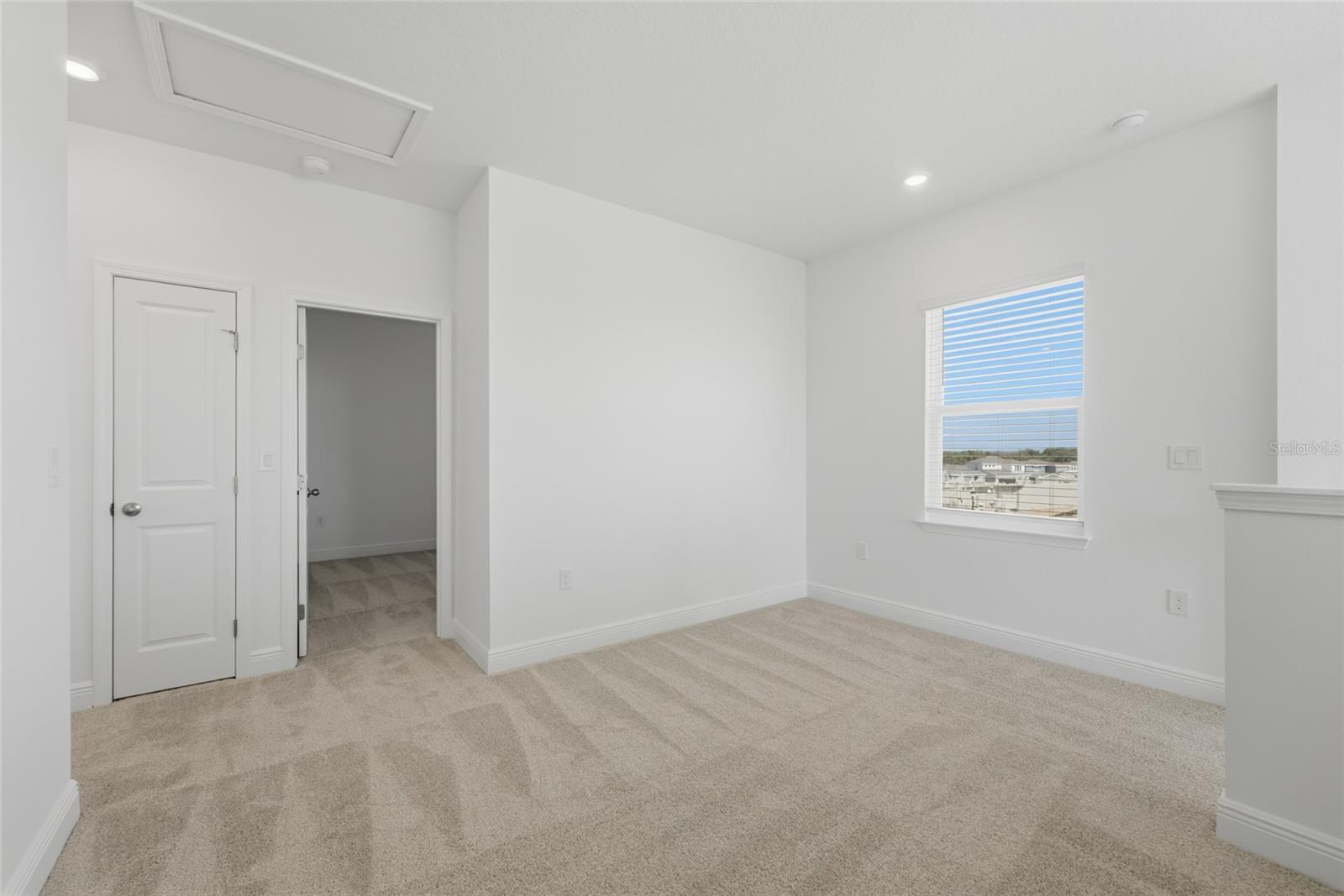 Image 18 of 25 For 2100 Maverick Court