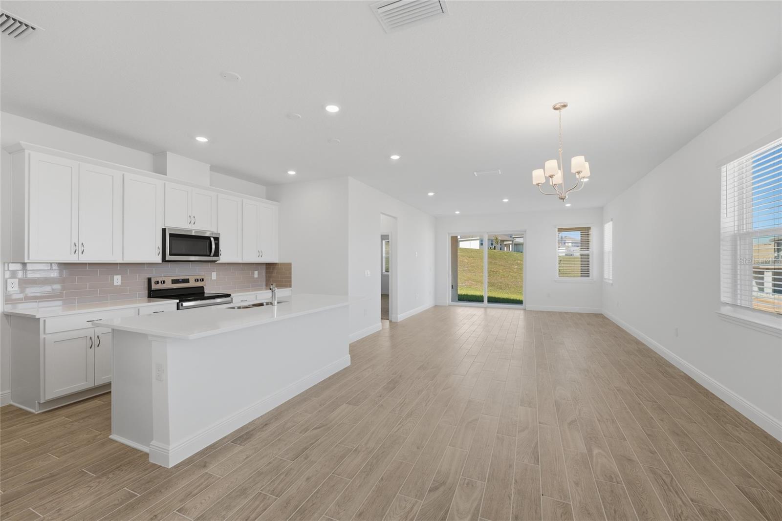 Image 2 of 25 For 2100 Maverick Court