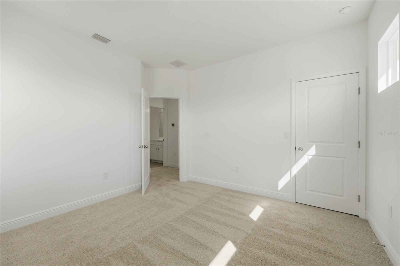 Image 22 of 25 For 2100 Maverick Court