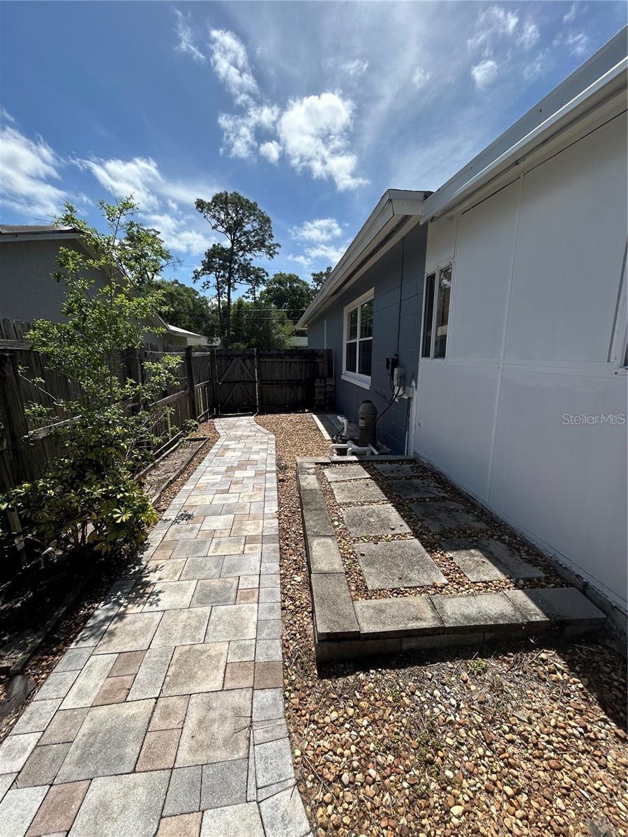 Image 48 of 51 For 321 Ridgewood Street