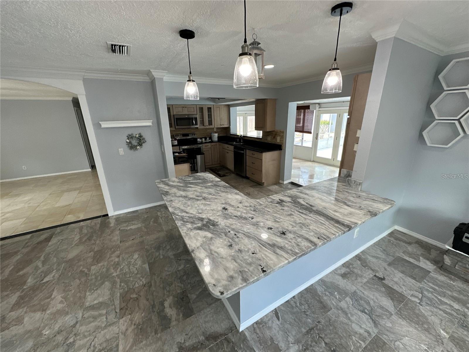 Image 7 of 51 For 321 Ridgewood Street