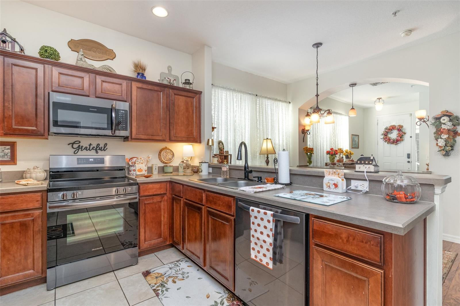 Image 10 of 24 For 7130 Red Lantern Drive