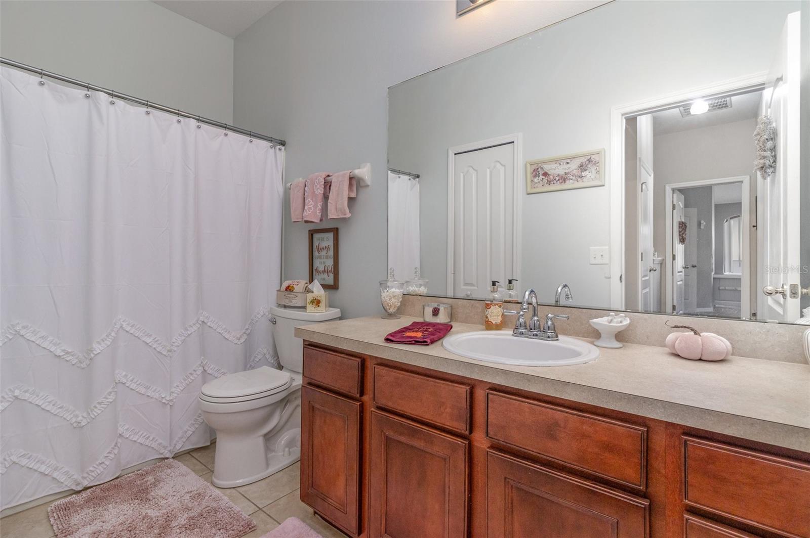 Image 20 of 24 For 7130 Red Lantern Drive