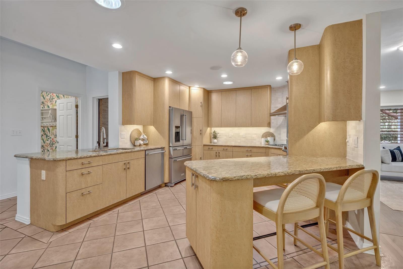 Image 15 of 41 For 1450 Glencoe Road