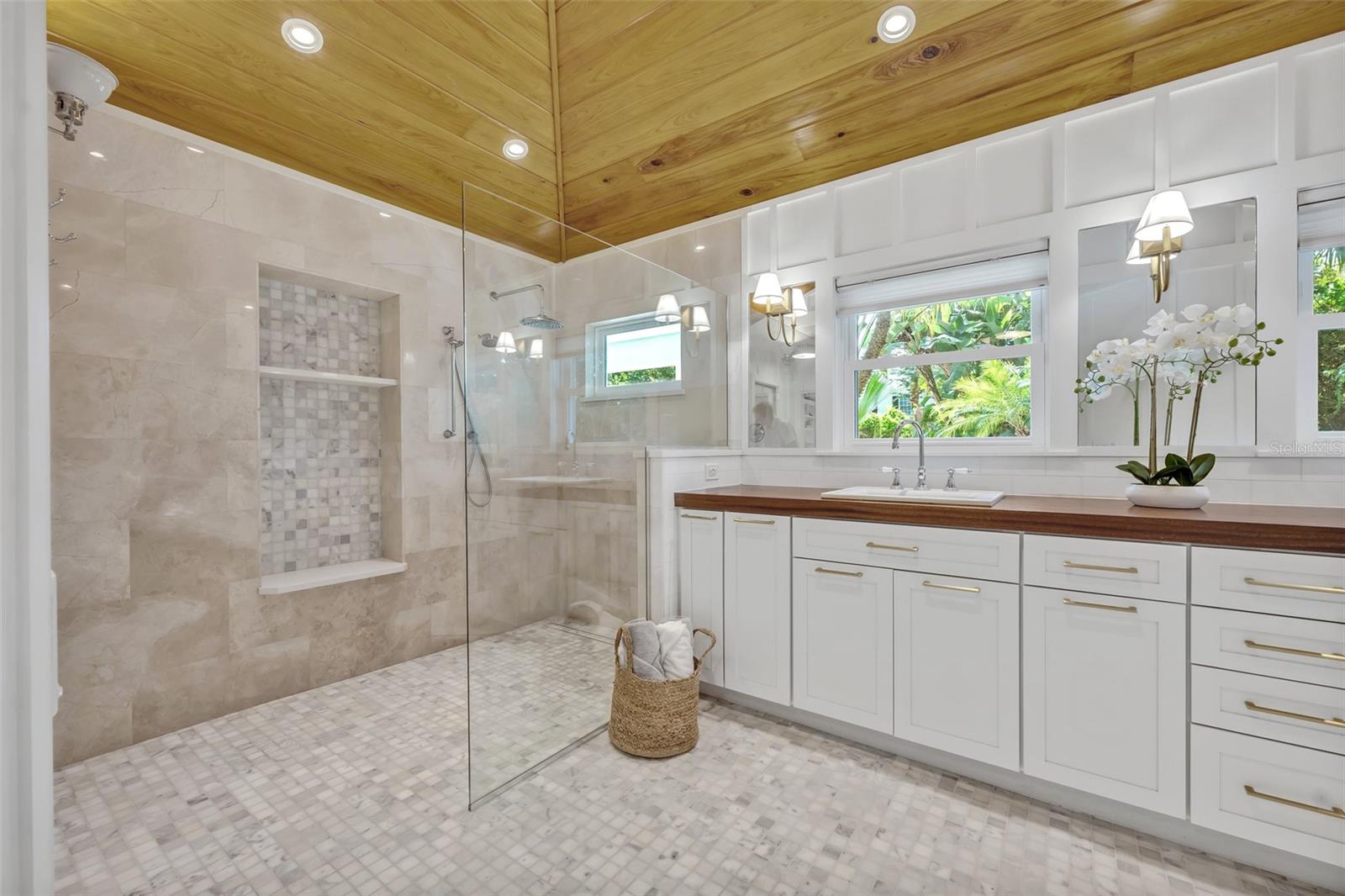 Image 27 of 41 For 1450 Glencoe Road