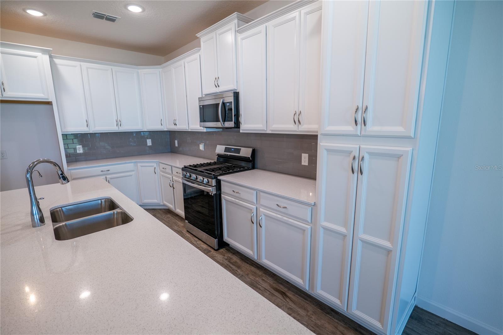 Image 13 of 65 For 2463 Natoma Boulevard