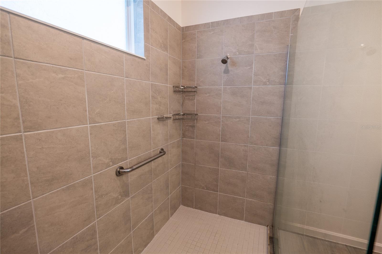 Image 28 of 65 For 2463 Natoma Boulevard