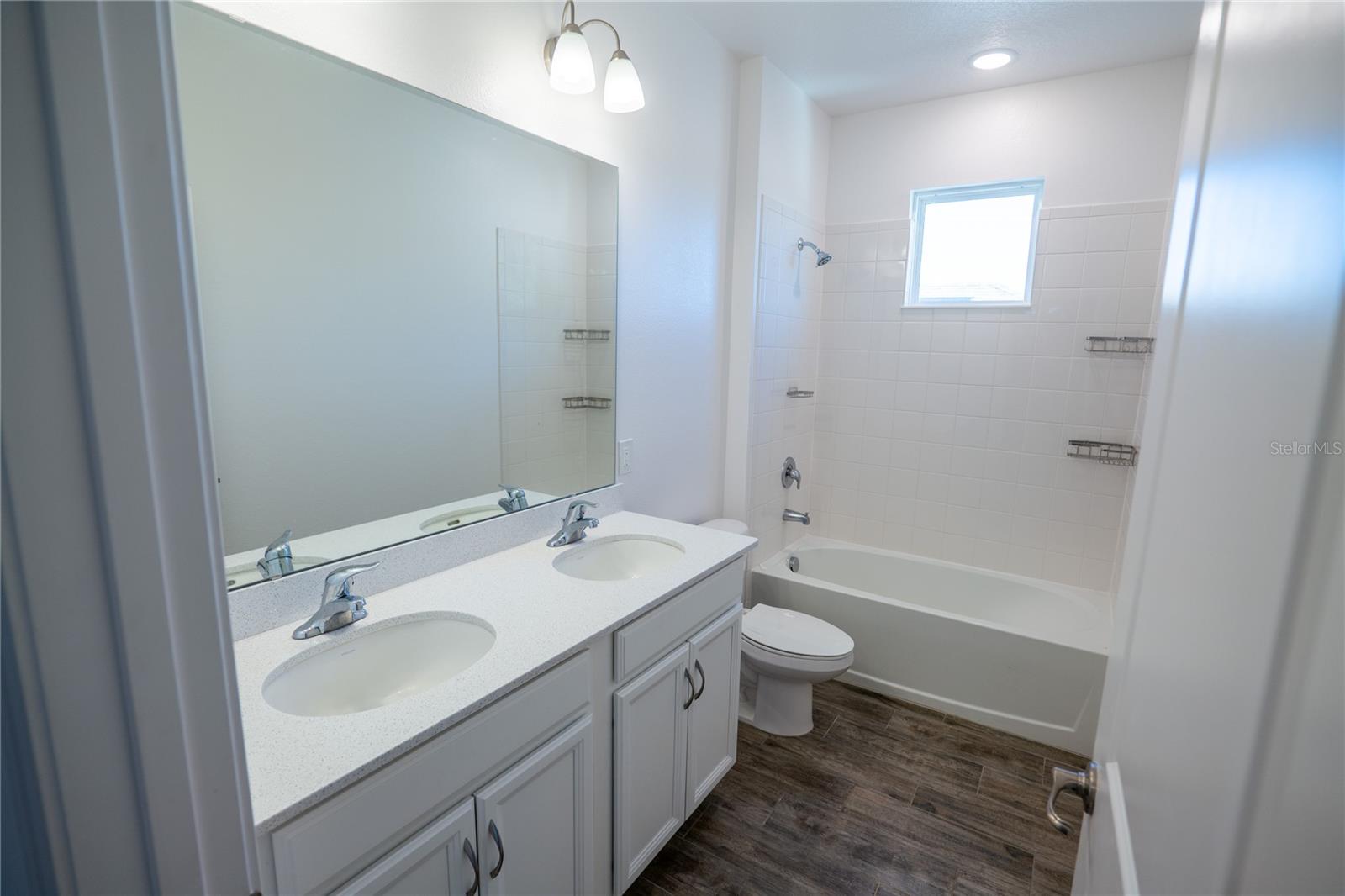 Image 39 of 65 For 2463 Natoma Boulevard