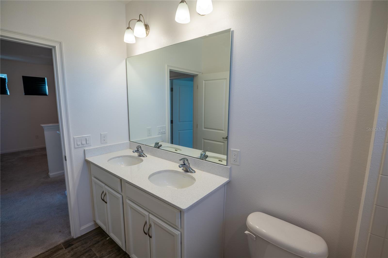 Image 41 of 65 For 2463 Natoma Boulevard