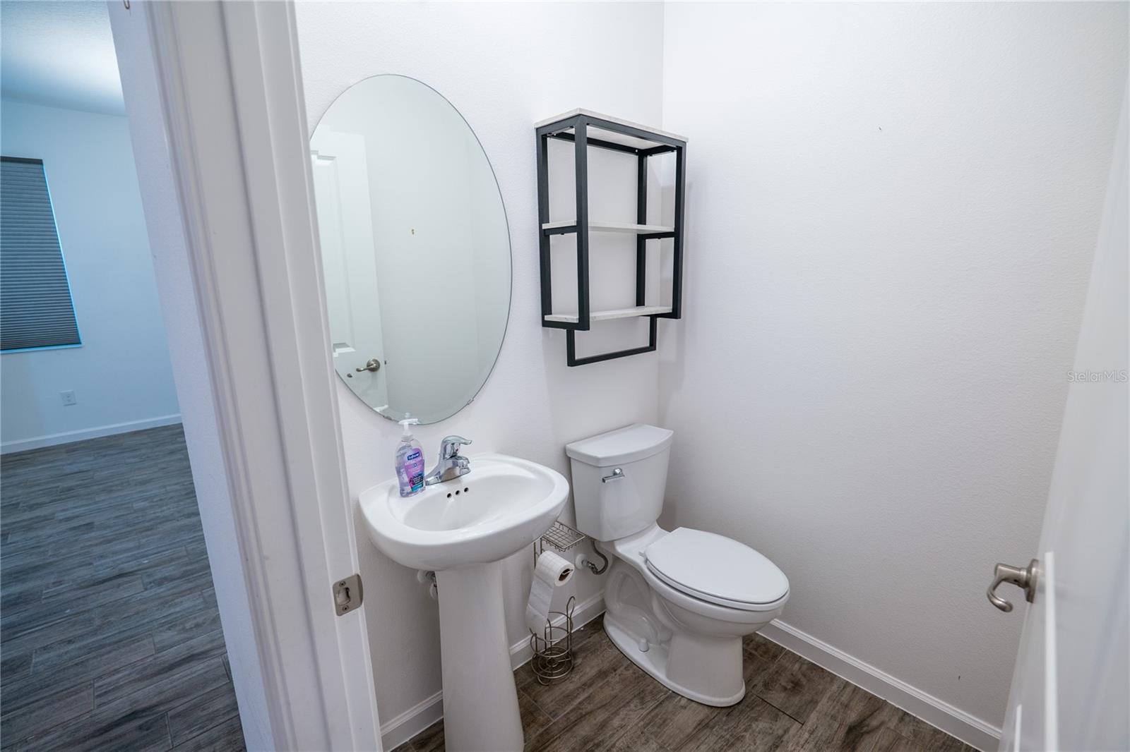 Image 9 of 65 For 2463 Natoma Boulevard