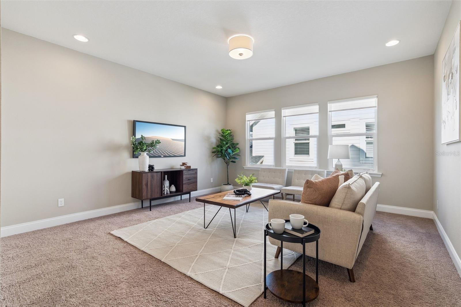 Image 23 of 47 For 9581 Reymont Street