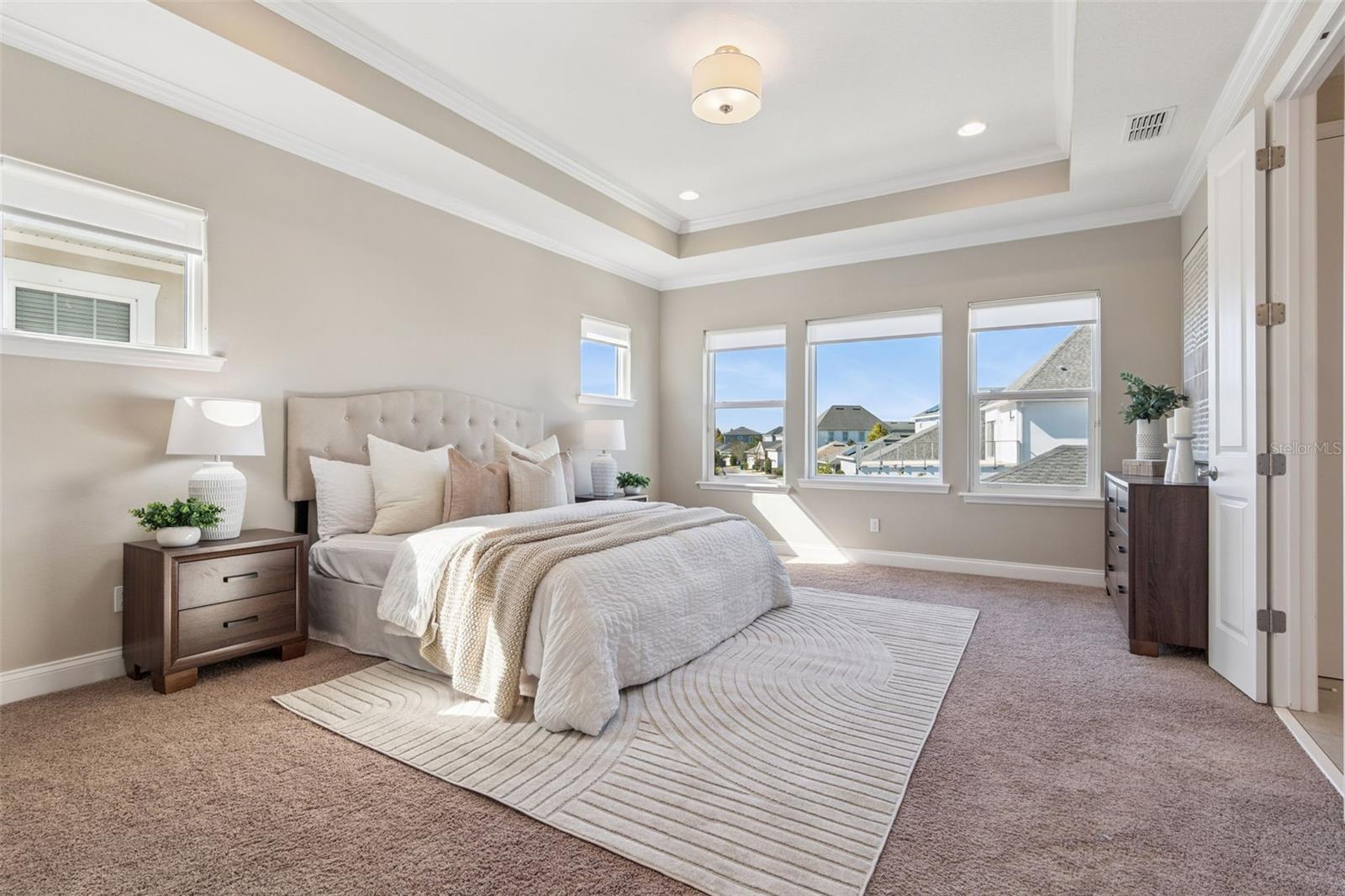 Image 26 of 47 For 9581 Reymont Street