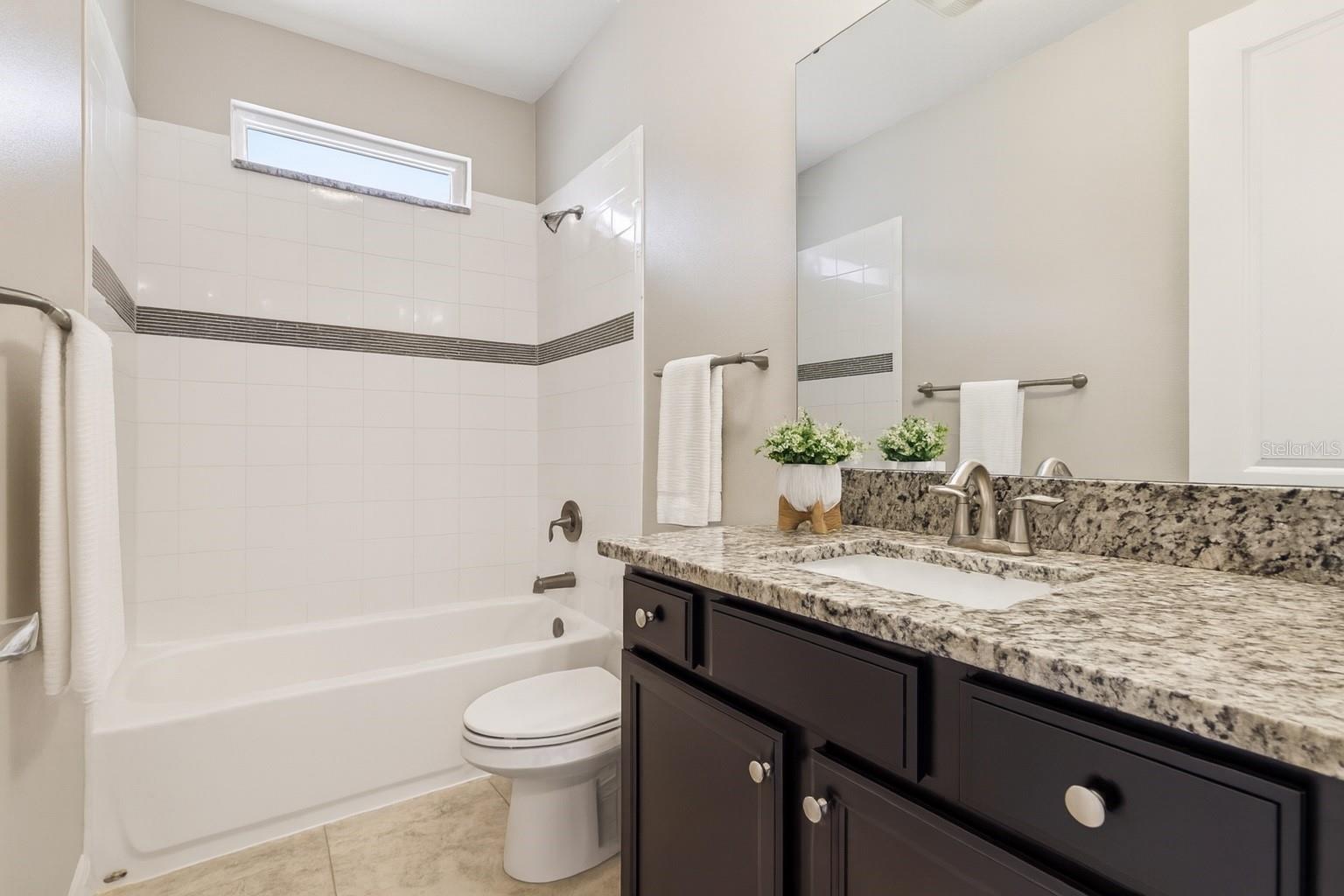 Image 36 of 47 For 9581 Reymont Street