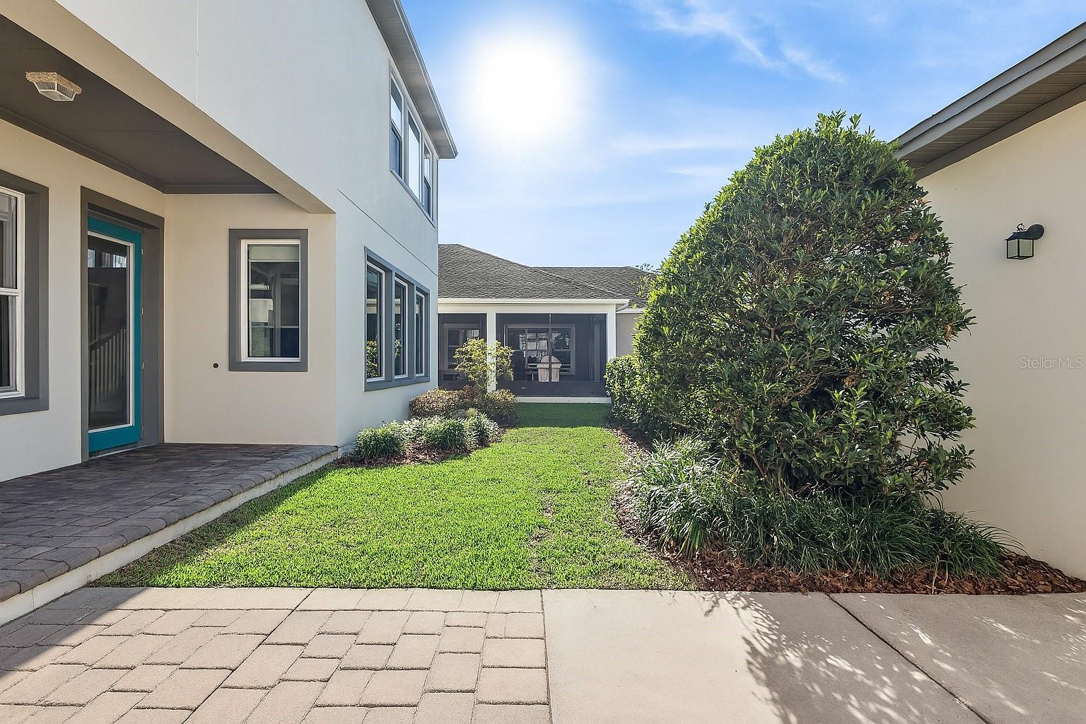 Image 42 of 47 For 9581 Reymont Street