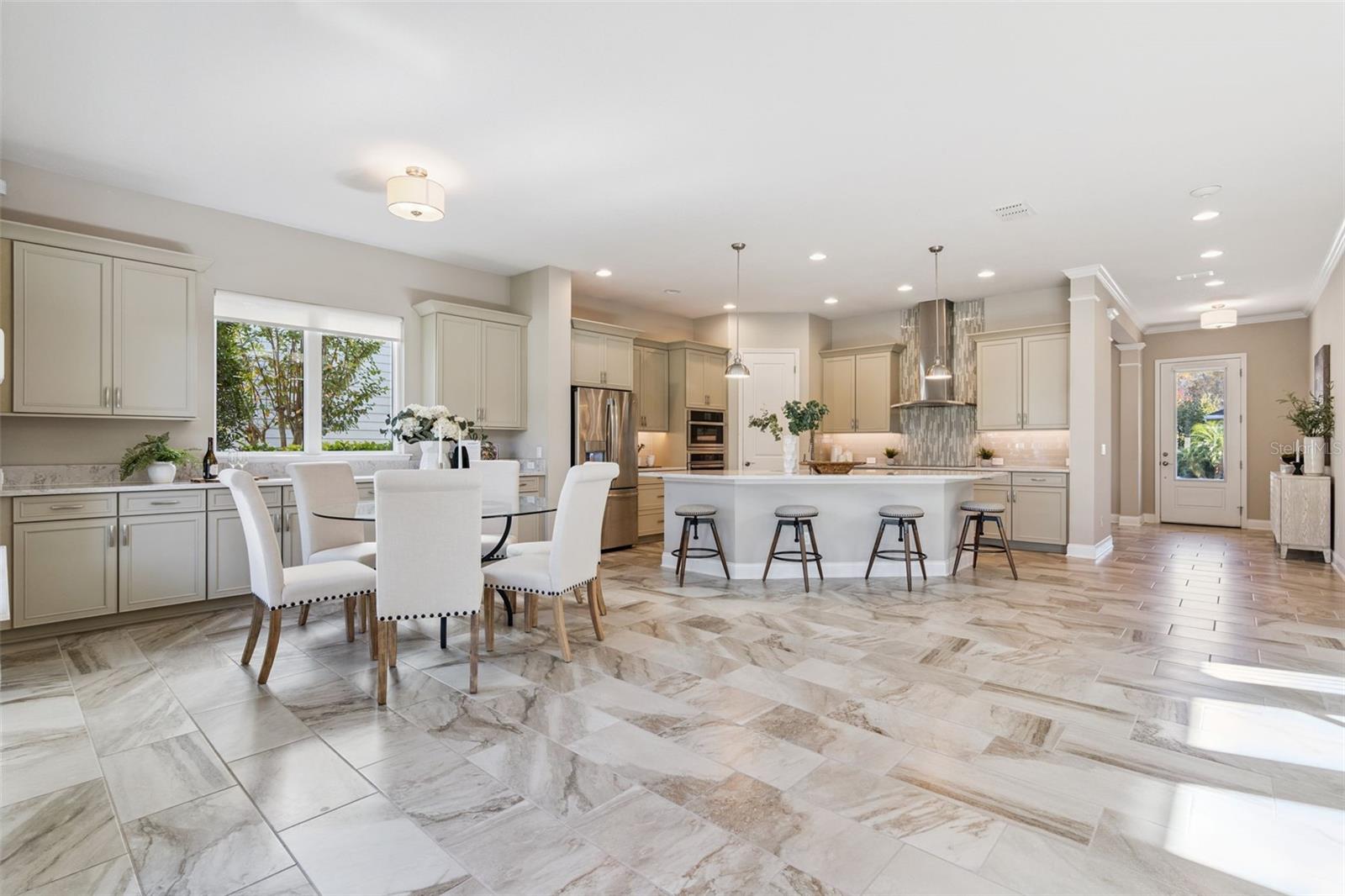 Image 9 of 47 For 9581 Reymont Street