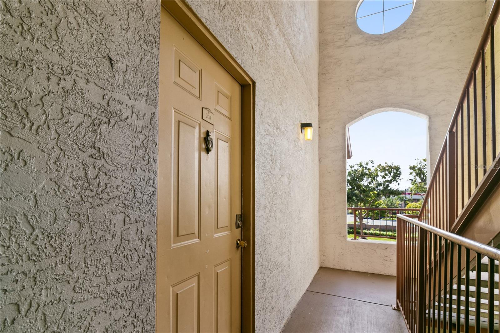 Image 11 of 27 For 822 Camargo Way 204