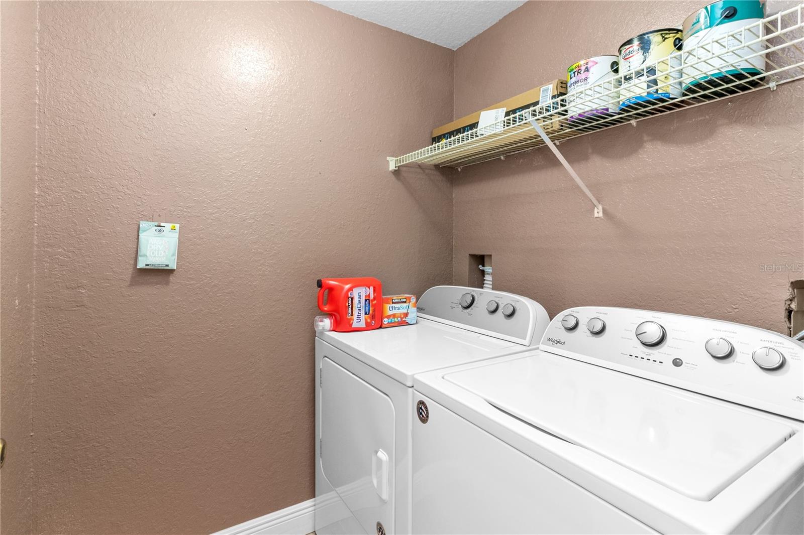 Image 13 of 27 For 822 Camargo Way 204