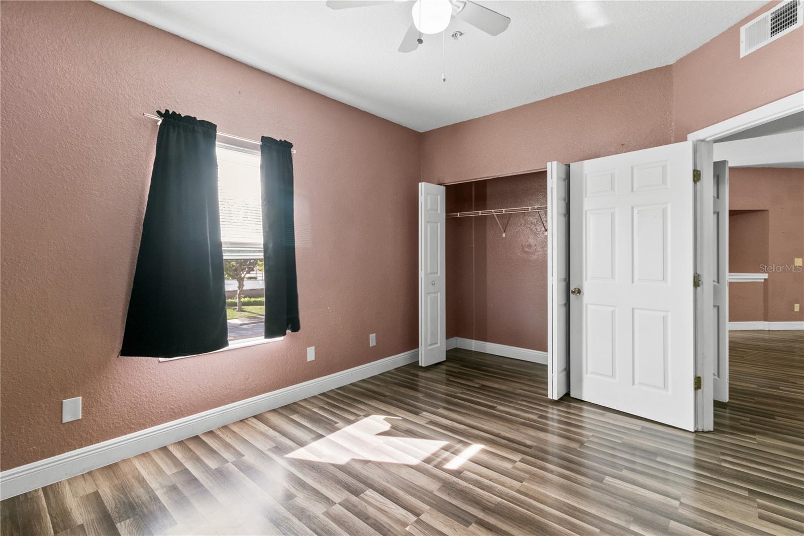 Image 16 of 27 For 822 Camargo Way 204