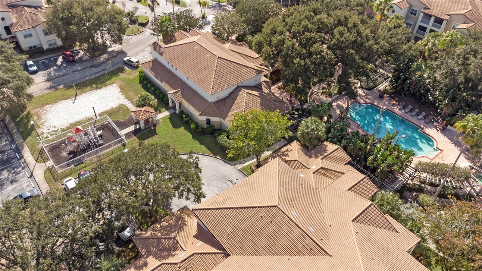 Image 5 of 27 For 822 Camargo Way 204