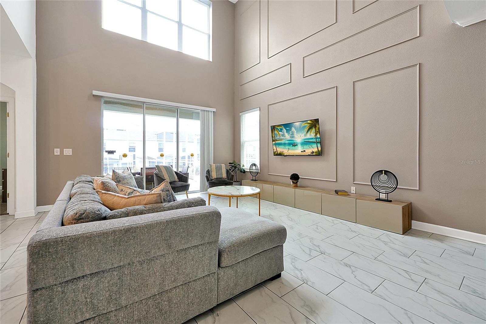 Image 12 of 47 For 1085 Leader Street