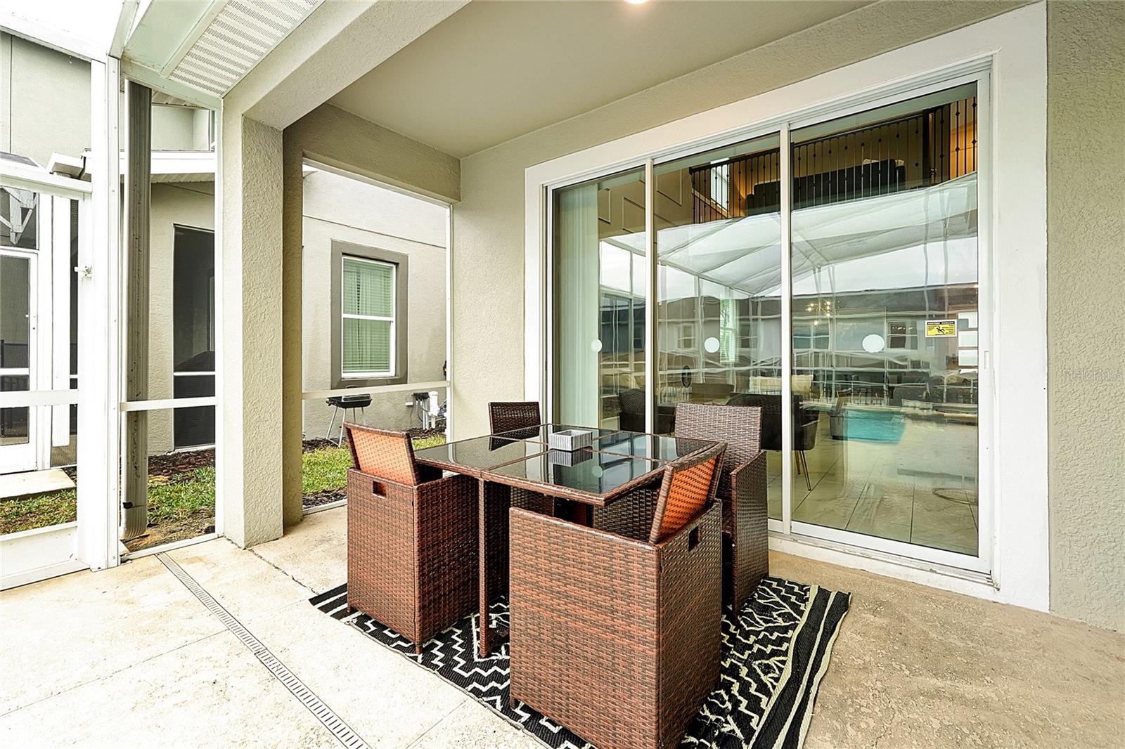 Image 35 of 47 For 1085 Leader Street