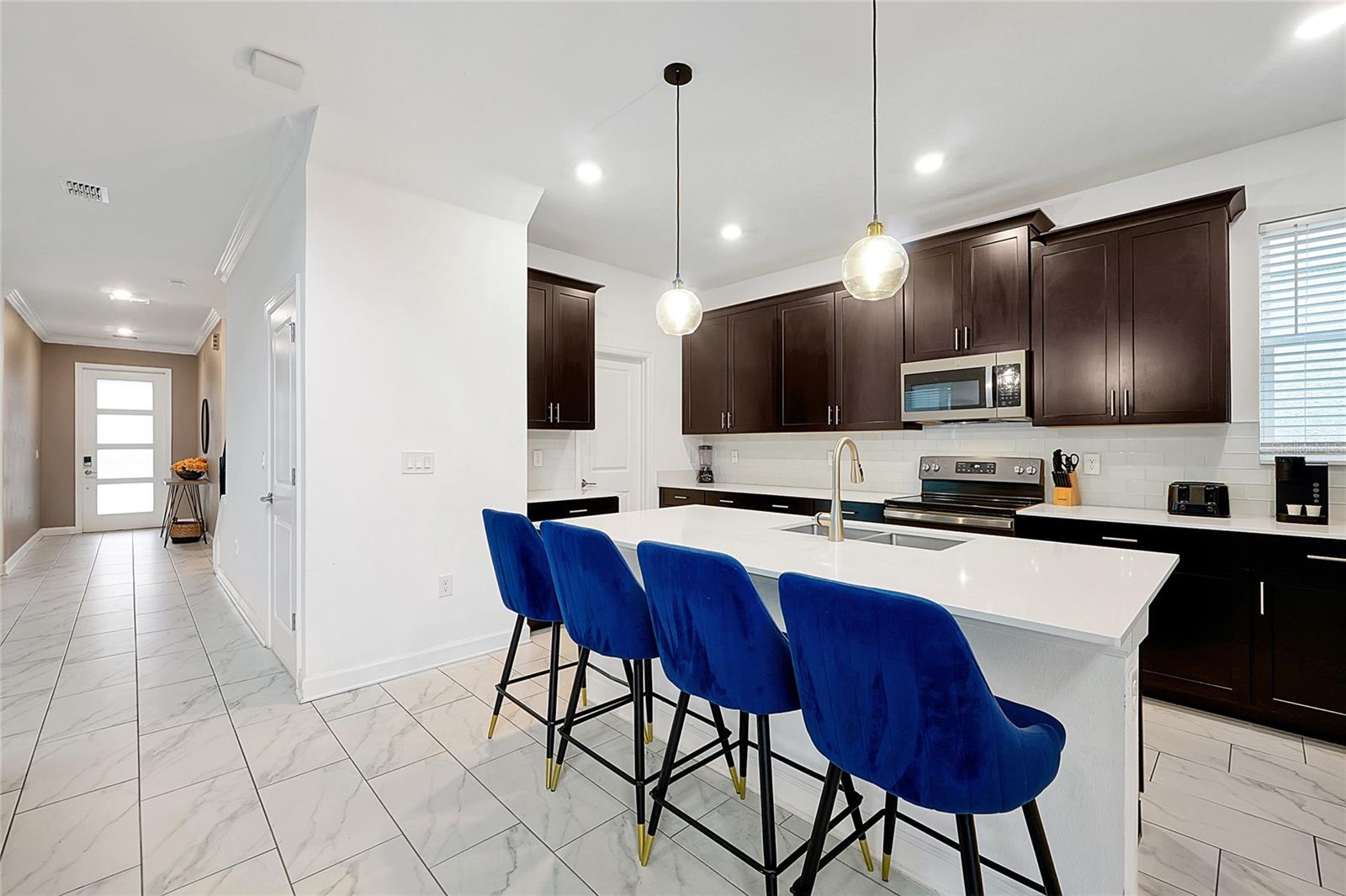 Image 7 of 47 For 1085 Leader Street