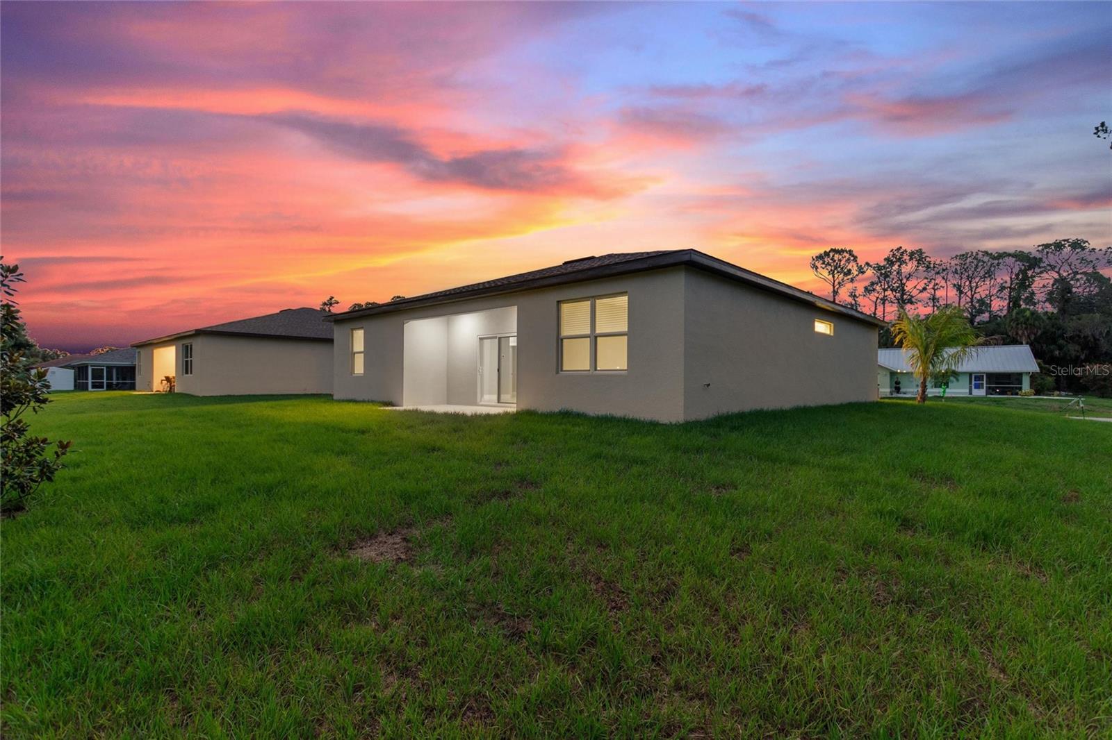 Image 29 of 35 For 24459 Kingsway Circle