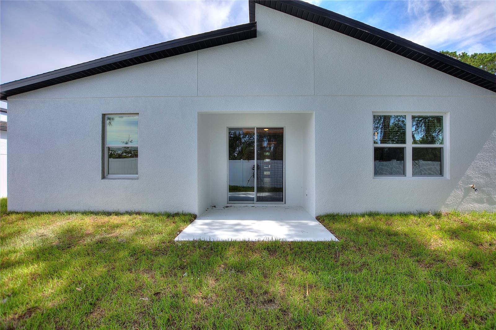 Image 30 of 30 For 24479 Kingsway Circle