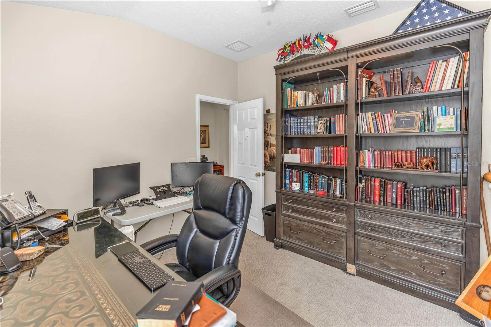 Image 27 of 43 For 2288 Holly Pine Circle