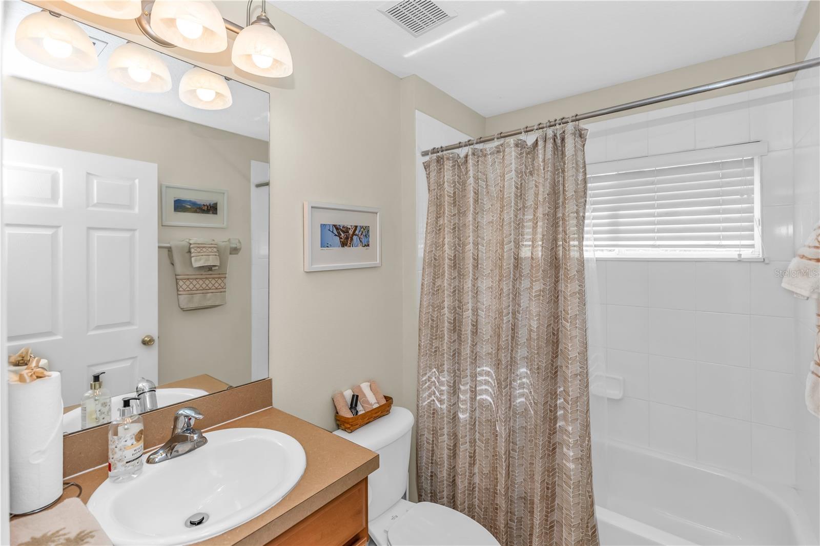 Image 28 of 43 For 2288 Holly Pine Circle