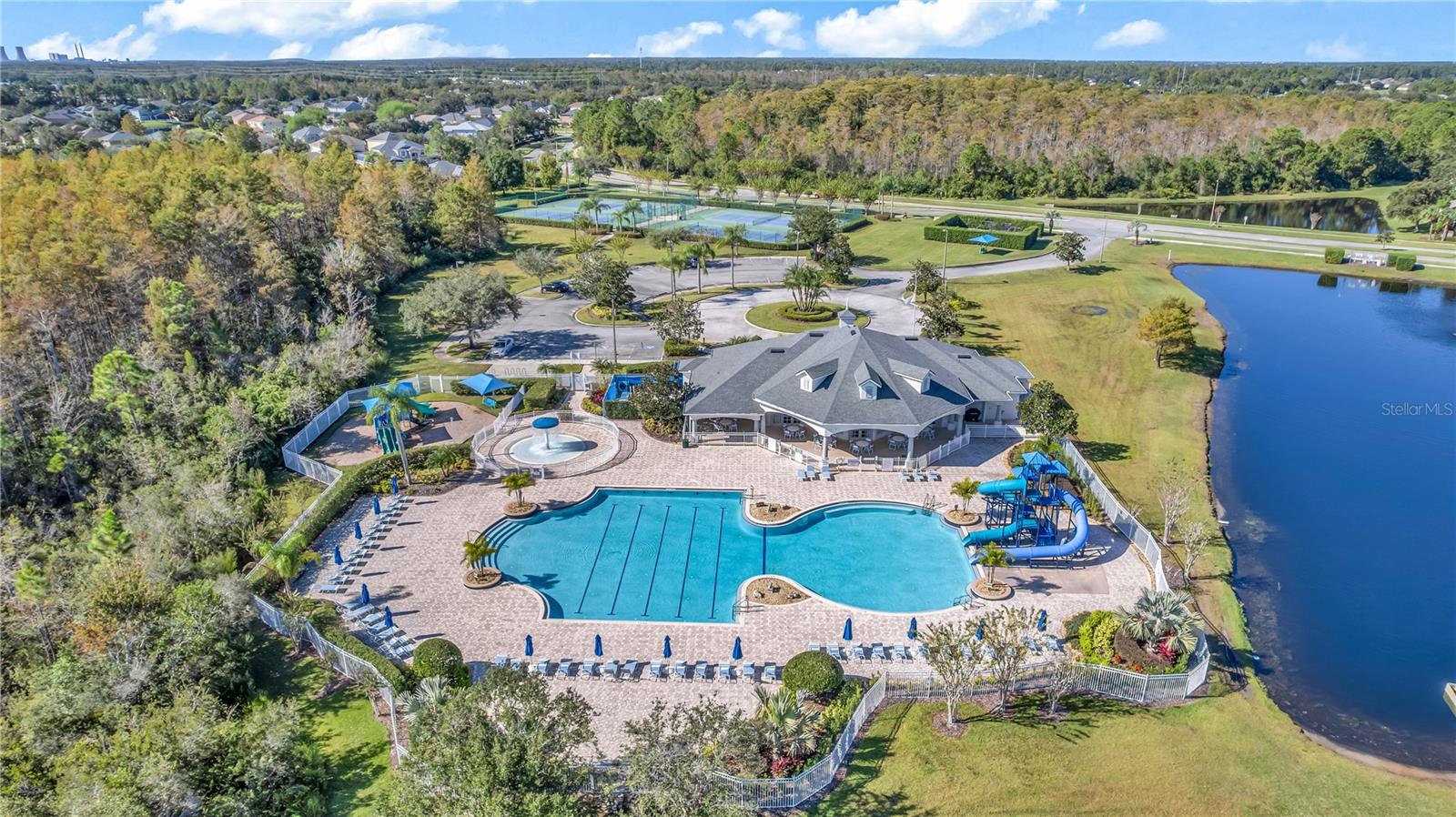 Image 40 of 43 For 2288 Holly Pine Circle