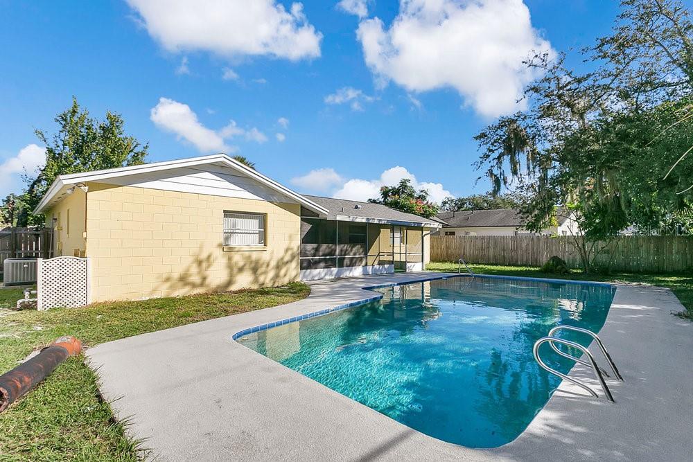 Image 21 of 24 For 2504 Dakota Trail