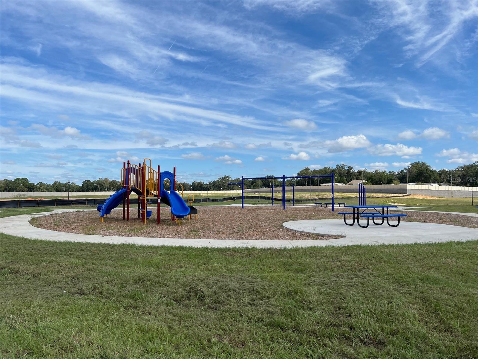 Listing photo id 23 for 10278 161st Street