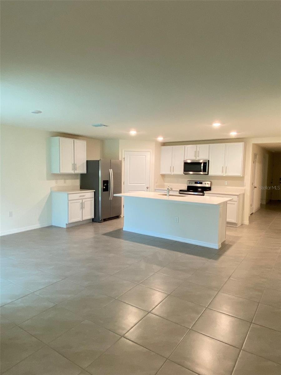 Listing photo id 5 for 10278 161st Street