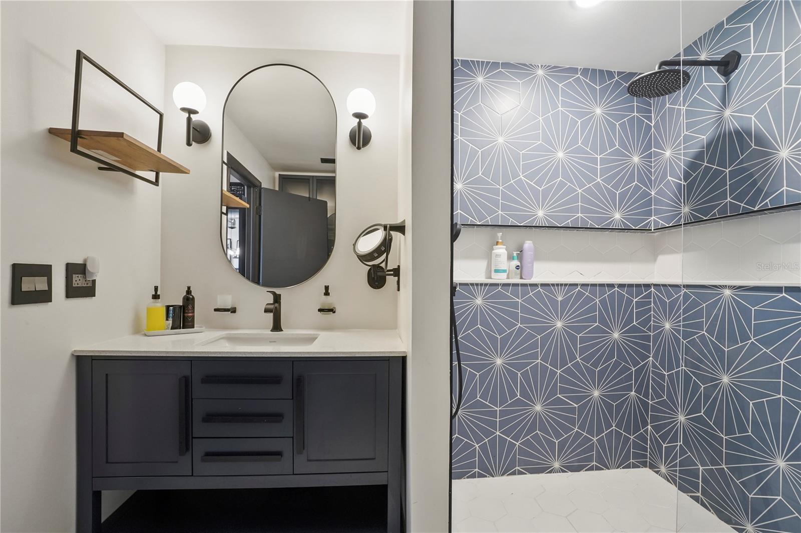 Image 22 of 49 For 701 Madison Avenue 116