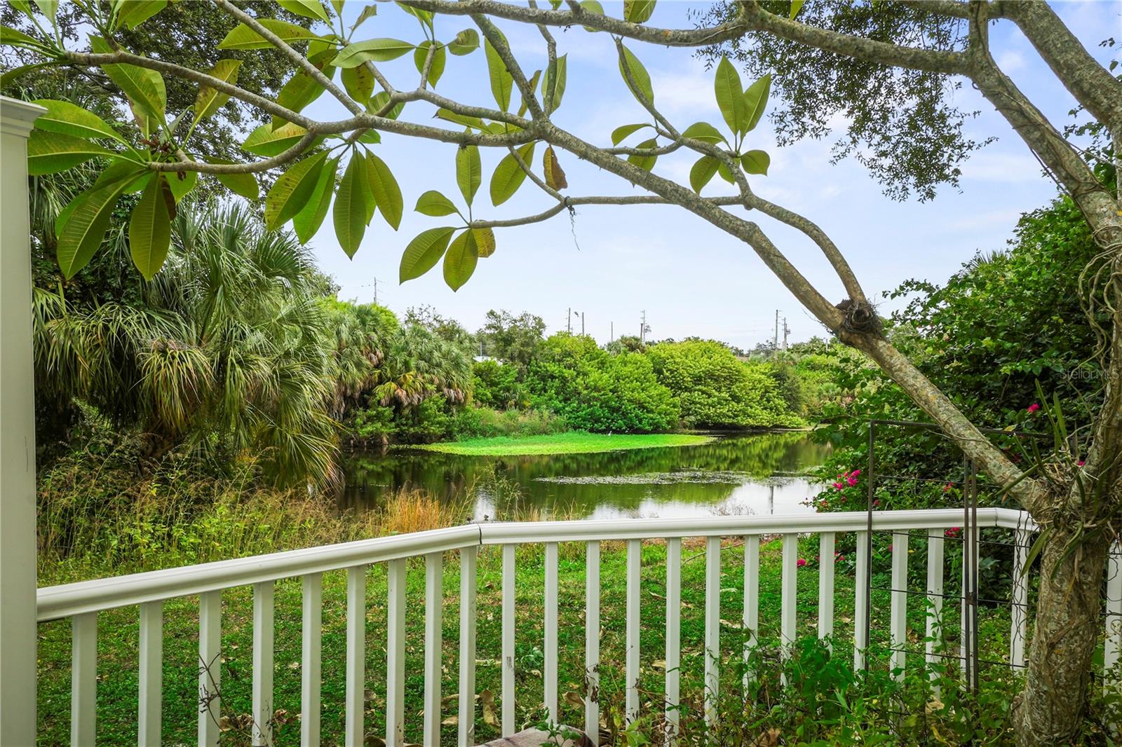 Image 35 of 49 For 701 Madison Avenue 116