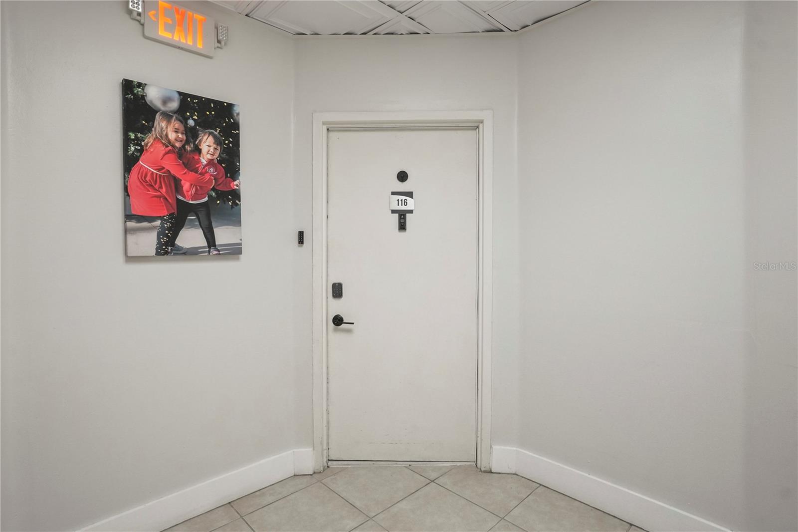 Image 39 of 49 For 701 Madison Avenue 116