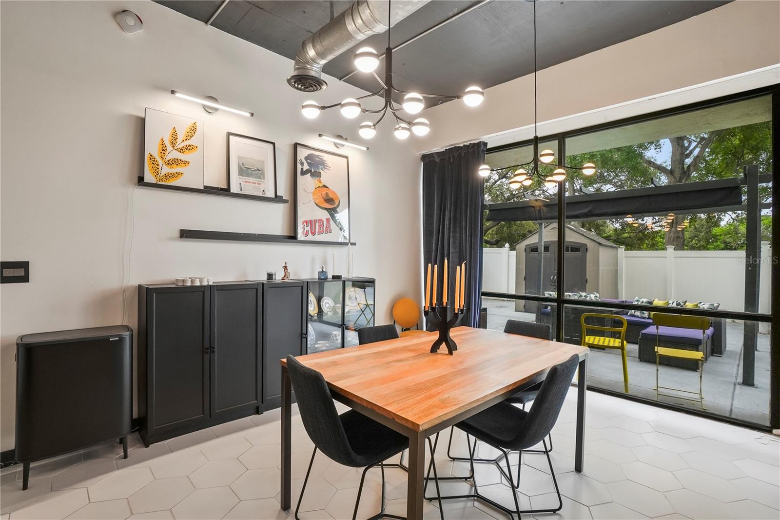 Image 6 of 49 For 701 Madison Avenue 116