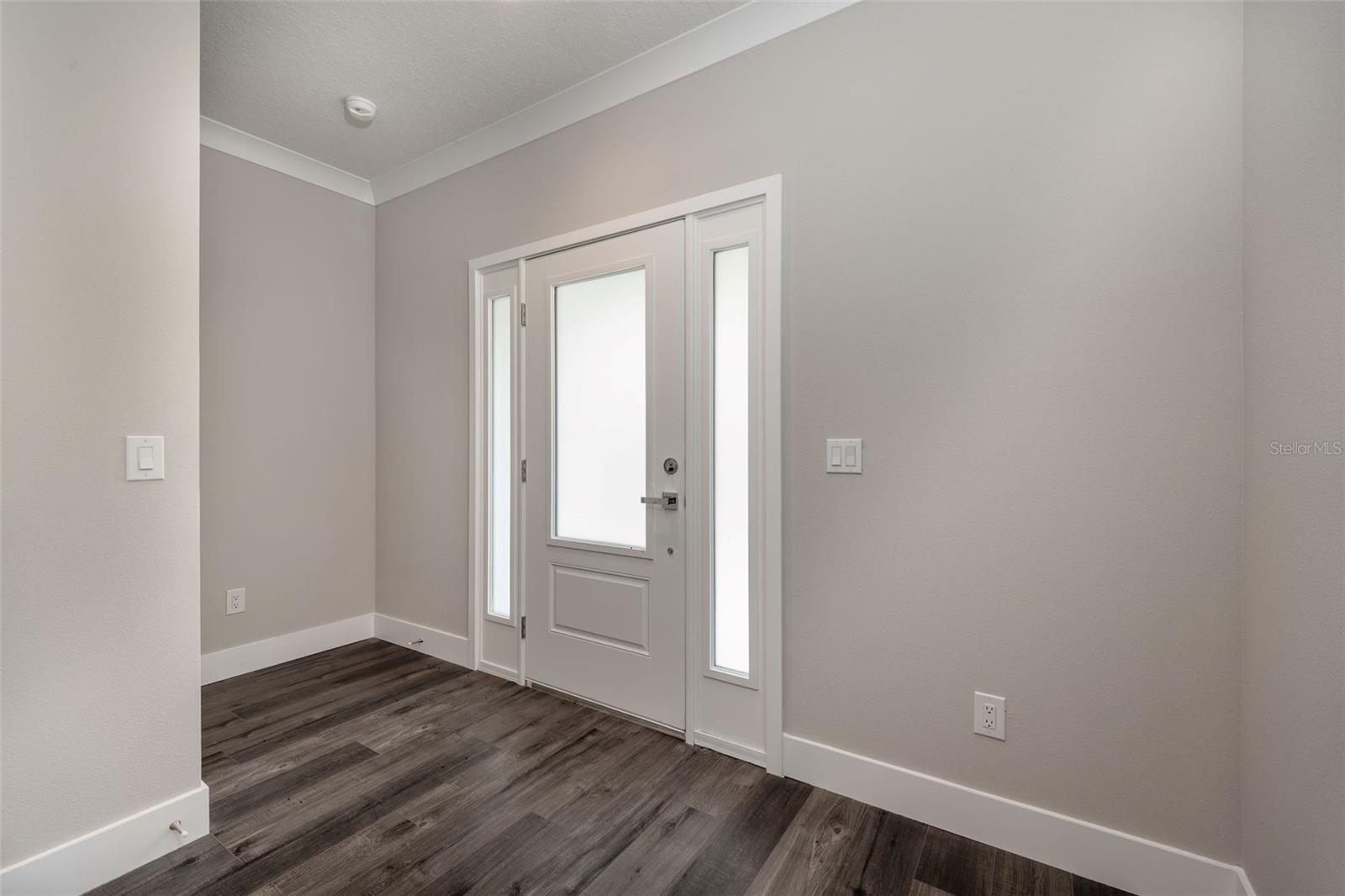 Image 11 of 47 For 310 Mitnik Drive