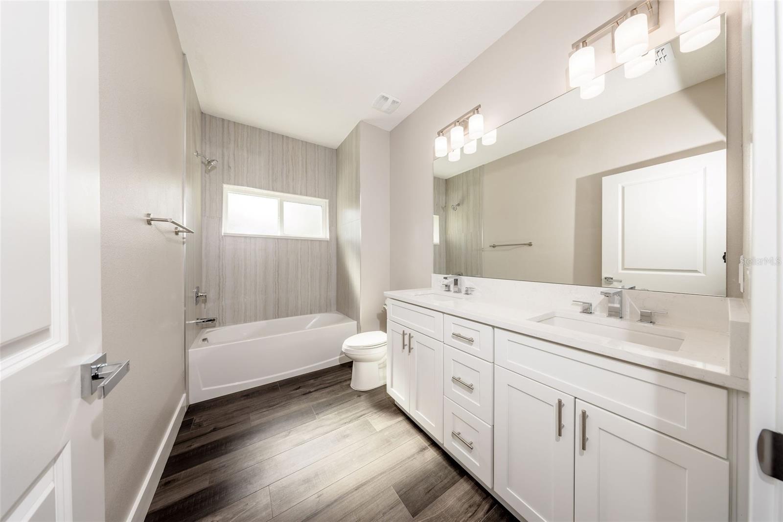 Image 31 of 47 For 310 Mitnik Drive