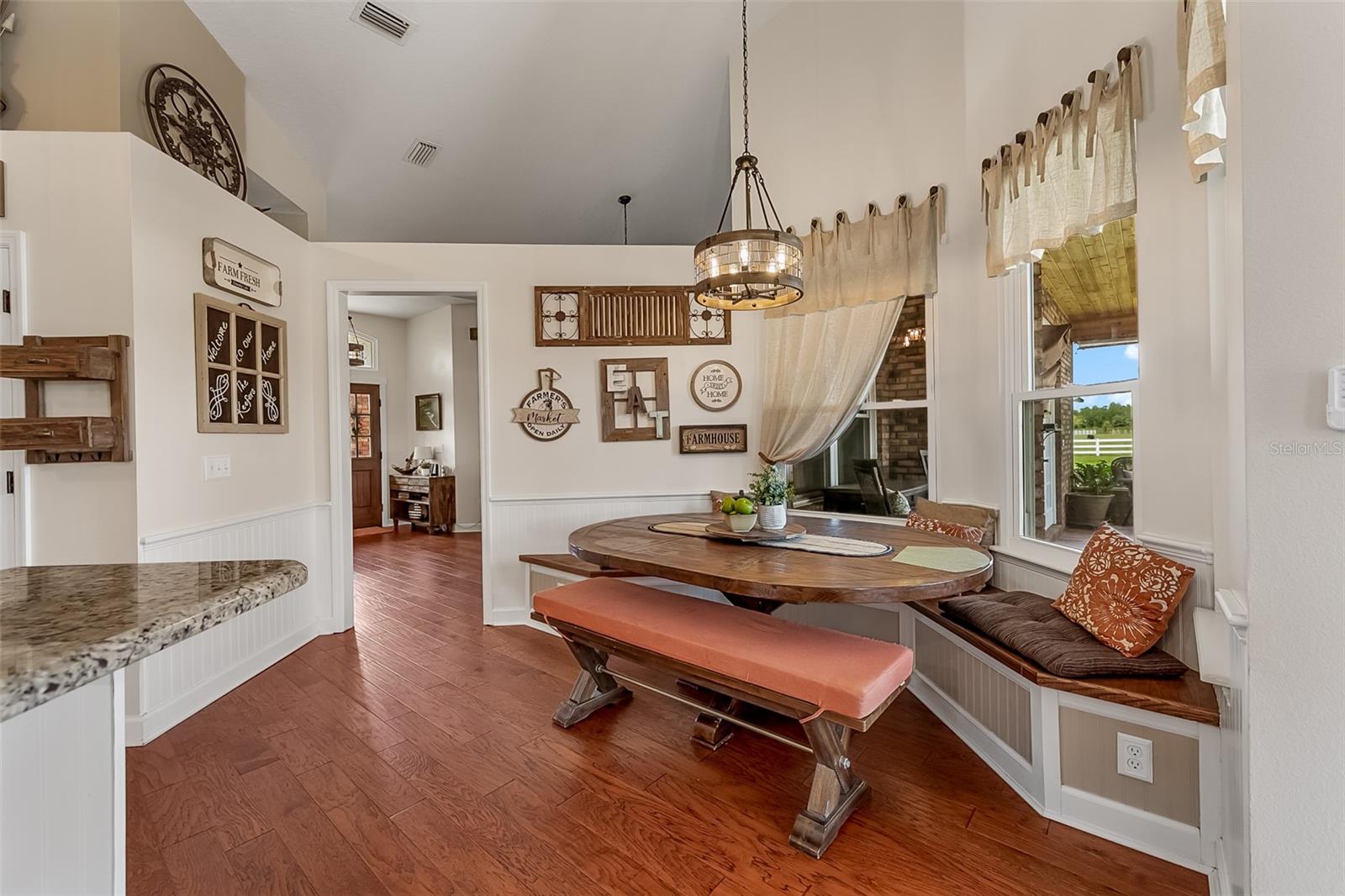 Image 11 of 94 For 620 Willow Pond Lane