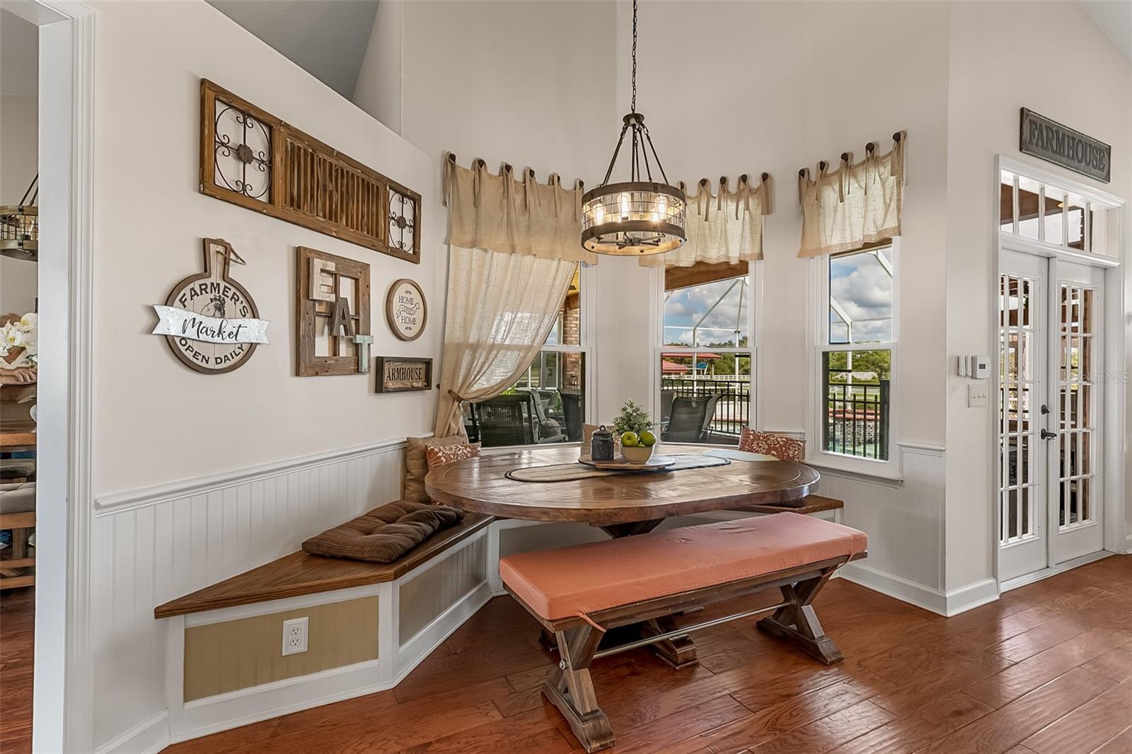 Image 12 of 94 For 620 Willow Pond Lane