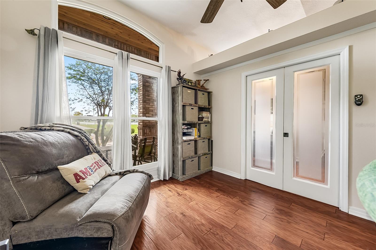 Image 16 of 94 For 620 Willow Pond Lane