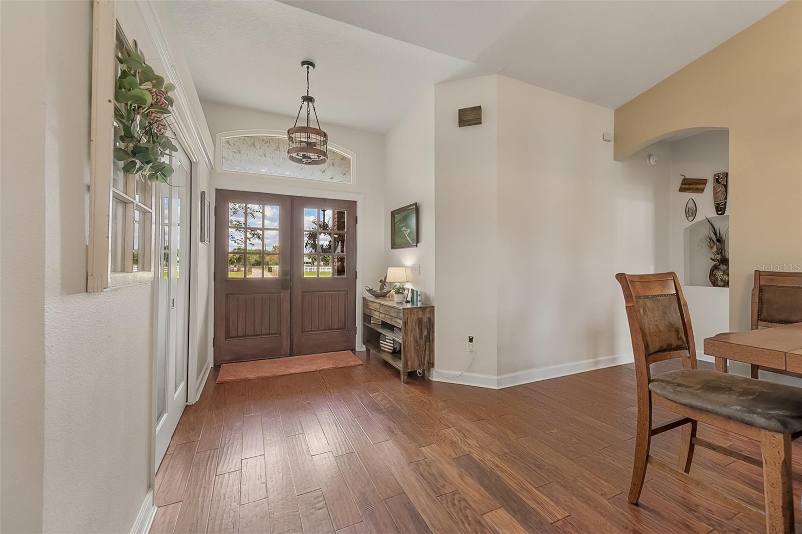 Image 19 of 94 For 620 Willow Pond Lane