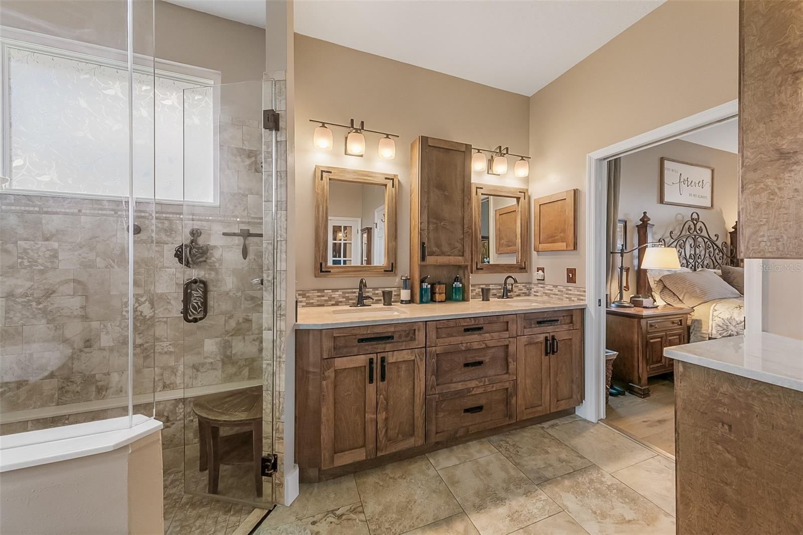 Image 24 of 94 For 620 Willow Pond Lane