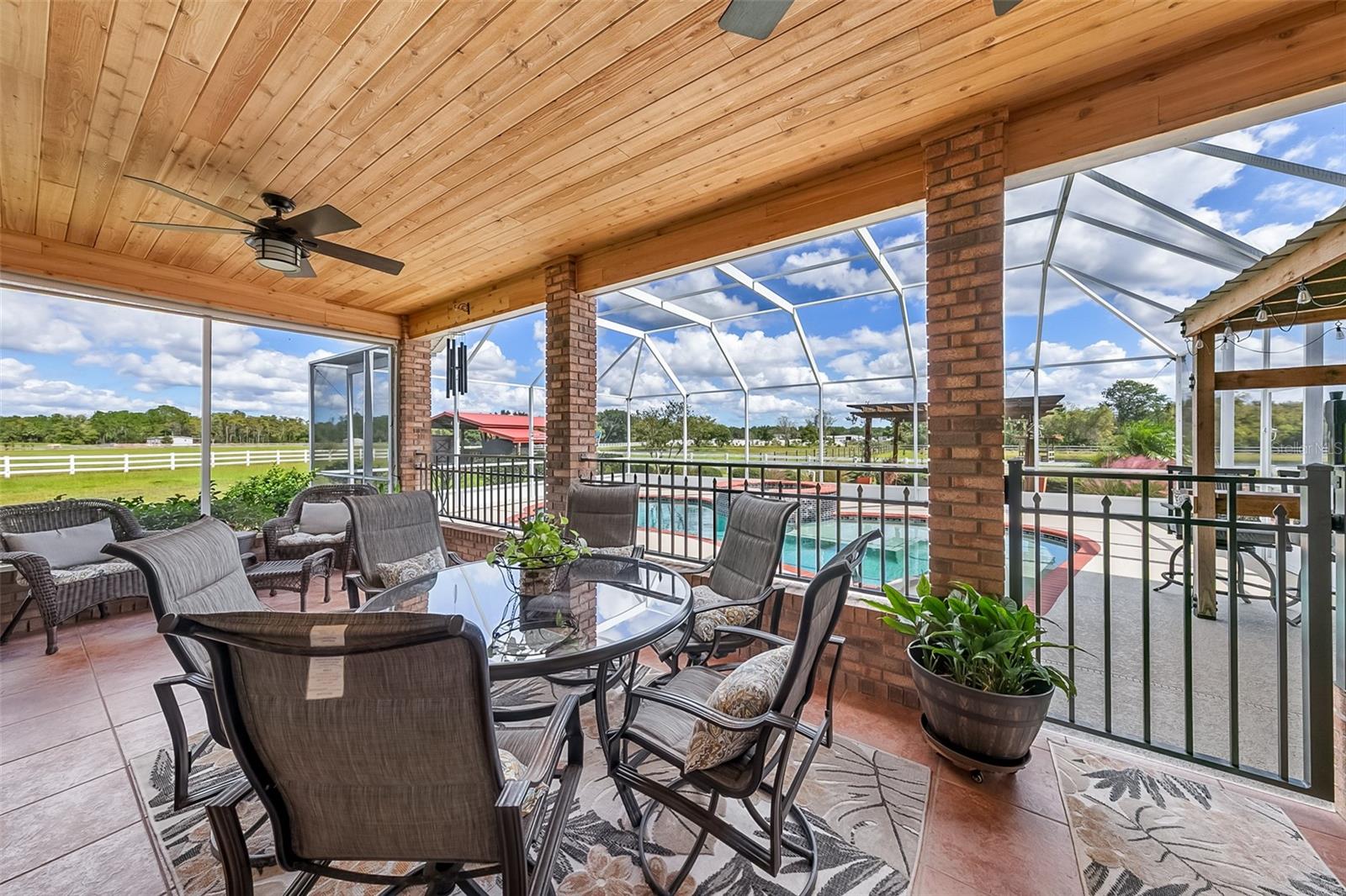 Image 34 of 94 For 620 Willow Pond Lane