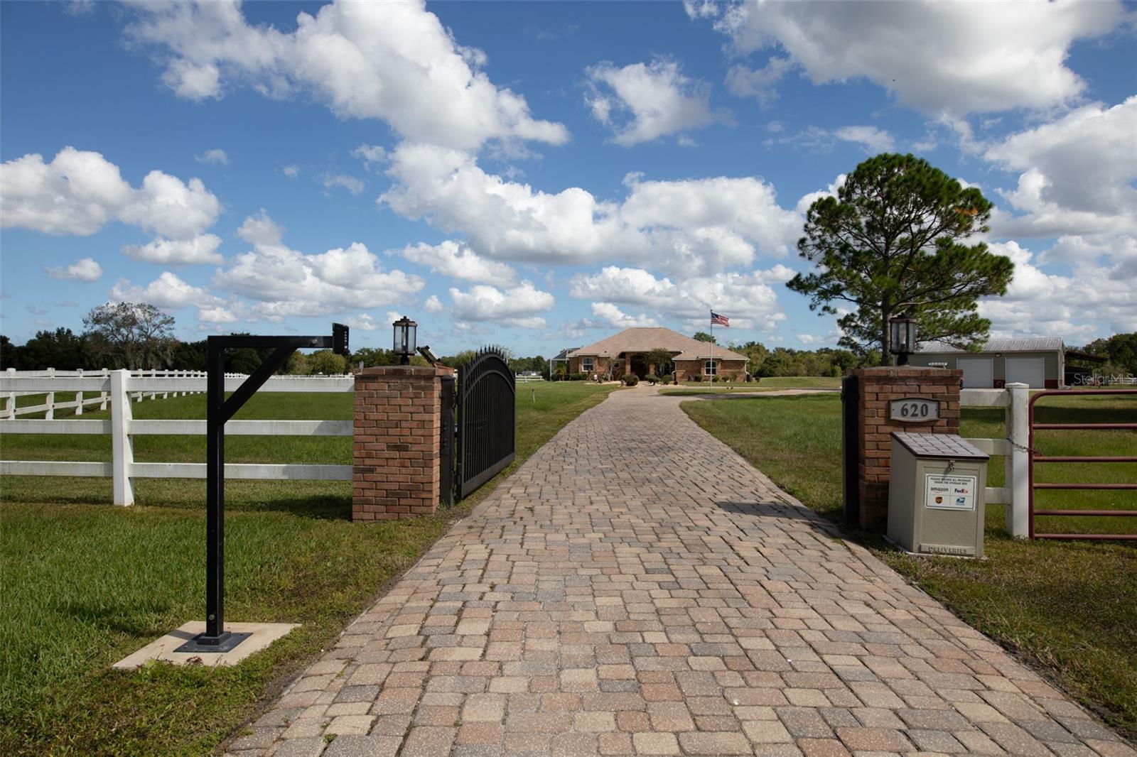 Image 6 of 94 For 620 Willow Pond Lane