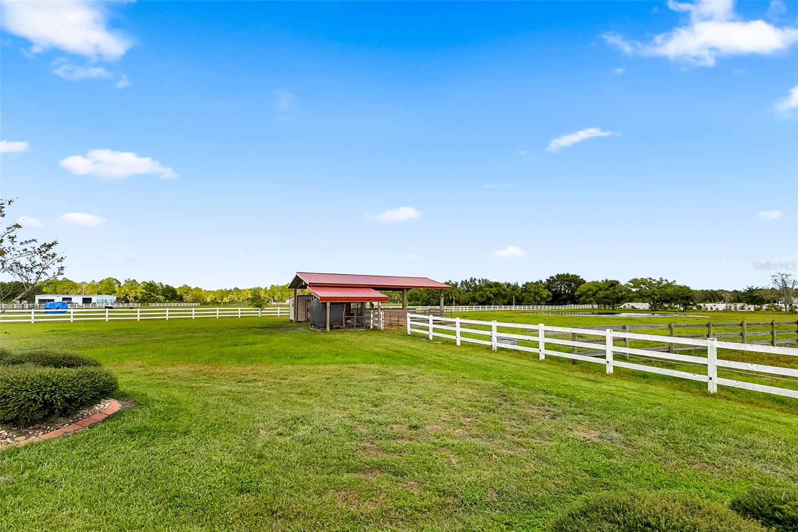 Image 64 of 94 For 620 Willow Pond Lane